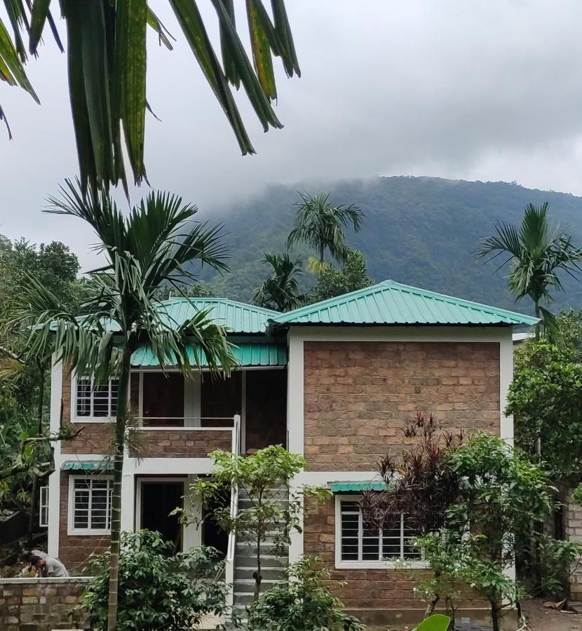 The Rustic Cottage - Homestay צ'ראפונג'י מראה חיצוני תמונה